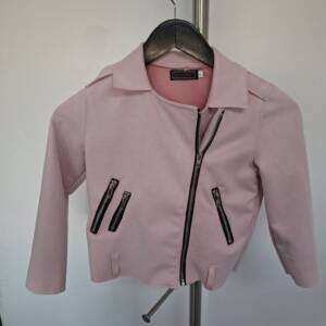 VESTE