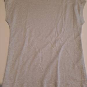 T-shirt Only kids 7-8 ans