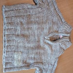 Pull 3 suisses 6-12 mois