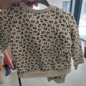 Jogging ensemble léopard 12m In extenso 6-12 mois