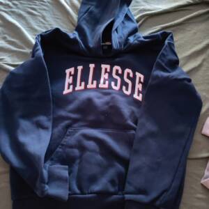 Sweat Ellesse 9-10 ans