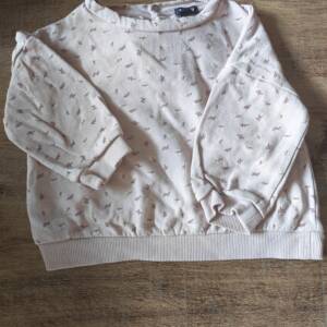 Pull large rose fleurie kiabi Kiabi 6-12 mois