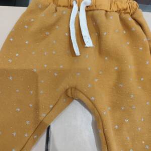 Pantalon fourré moutarde 9m Kiabi 6-12 mois