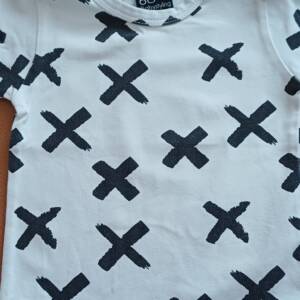 T-shirt 6 mois blanc croix Babystyling