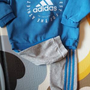 Training  12M Adidas 6-12 mois