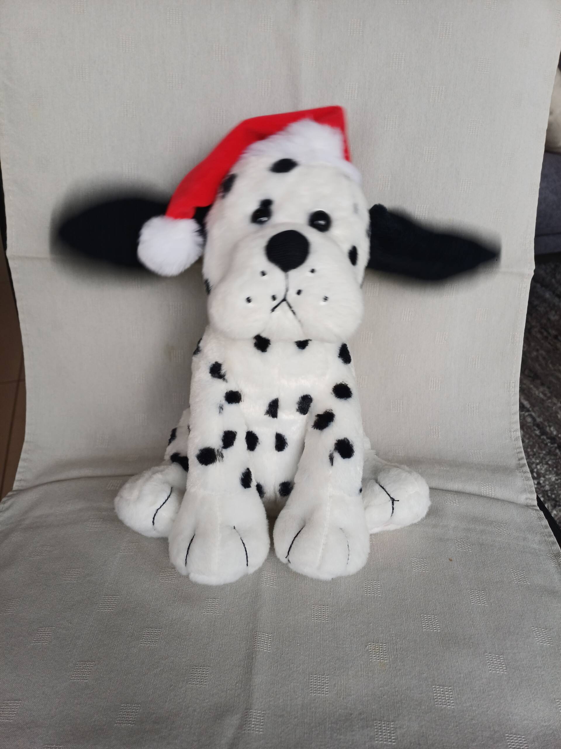 Peluche chien de Noël