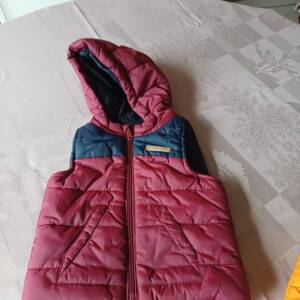 Doudoune à capuche sans manche Kiabi 6-12 mois