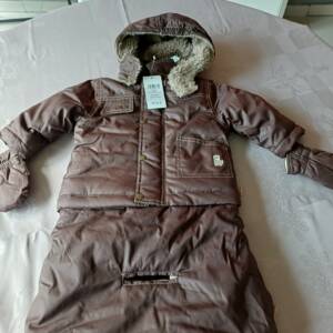 Ensemble blouson avec protège jambes, plus mouffles Petit Bisou 6-12 mois