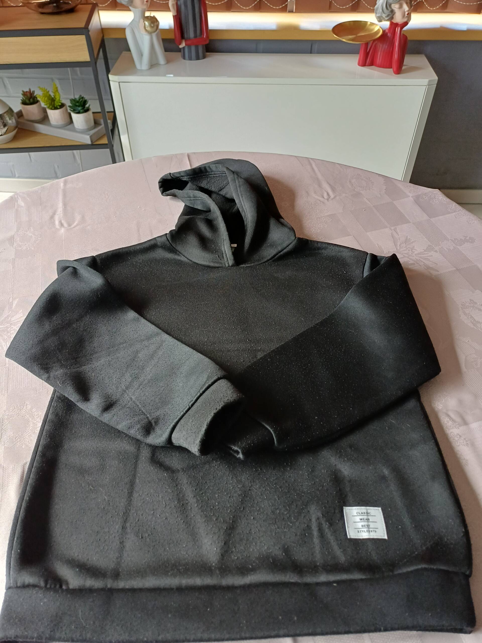 Sweet à capuche Shein 11-12 ans