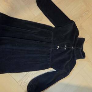Robe velours noire 5-6 ans
