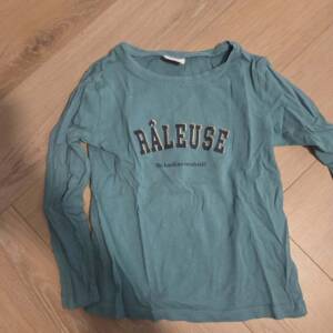 T-shirt bleu "râleuse" 5-6 ans