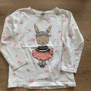 Pull avec lapine