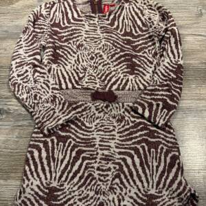 Robe bordeaux et blanche girls