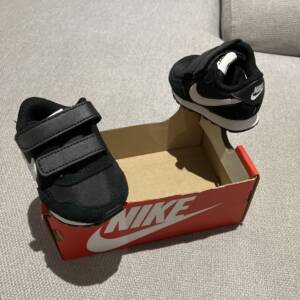 Baskets Nike 6-12 mois