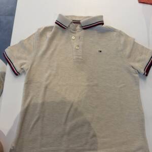 Polo - Tommy Hilfiger - 6/7 ans - beige Tommy Hilfiger 5-6 ans