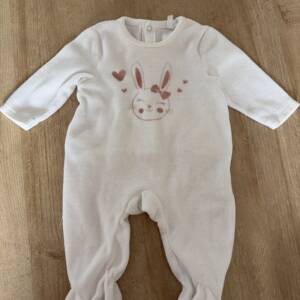 Pyjama velours blanc lapin rose cœur Kiabi 3 mois 62 cm Kiabi 0-3 mois