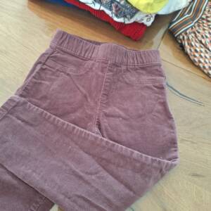 Pantalon mauve taille 2 3 ans