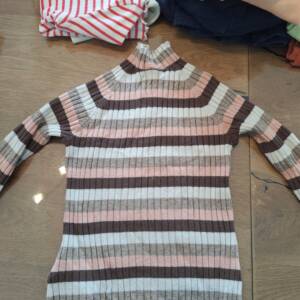 T-shirt col roulé ligné mayoral taille 6 ans