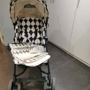 Poussette pliable et housse de pluie Elodie détails